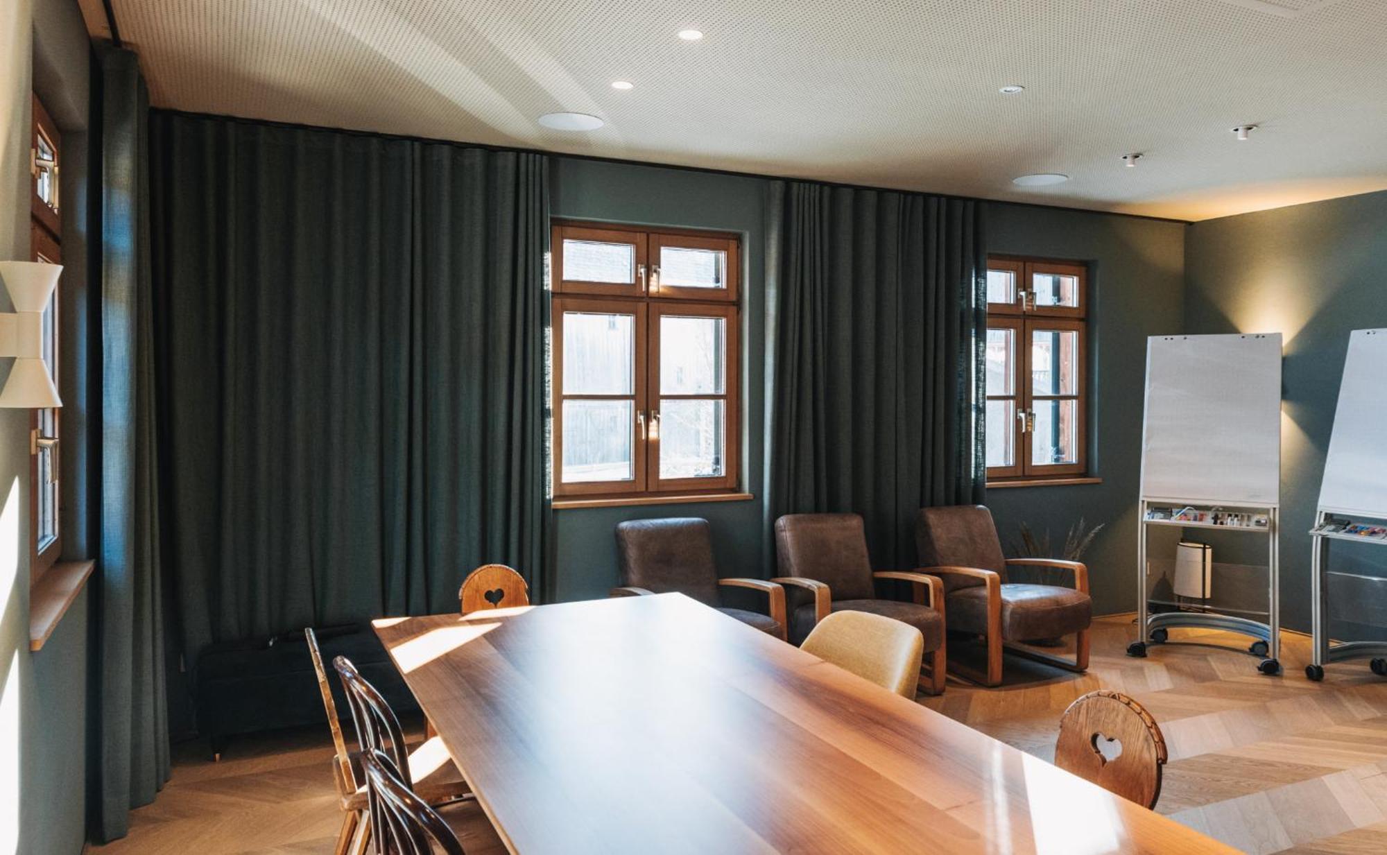שוורצנברג אים ברגנצרוואלד Hirschen - Fine Hotel, Restaurant & Spa מראה חיצוני תמונה